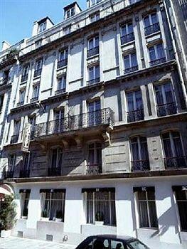 Le Petit Chomel Hotel